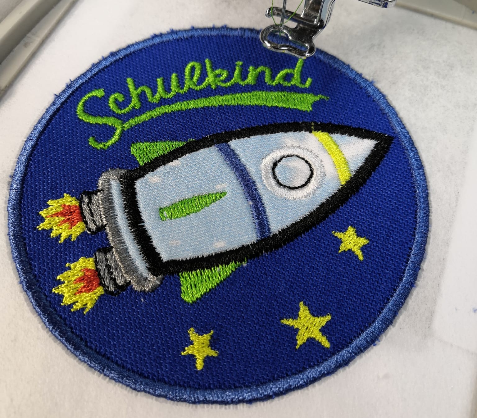 Kostenlose Stickdatei Schule Schulkind Rakete von Rock-Queen