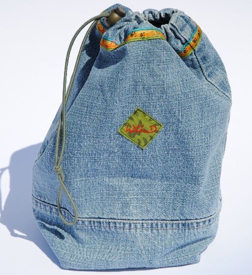 Finished upcycled jeans bag