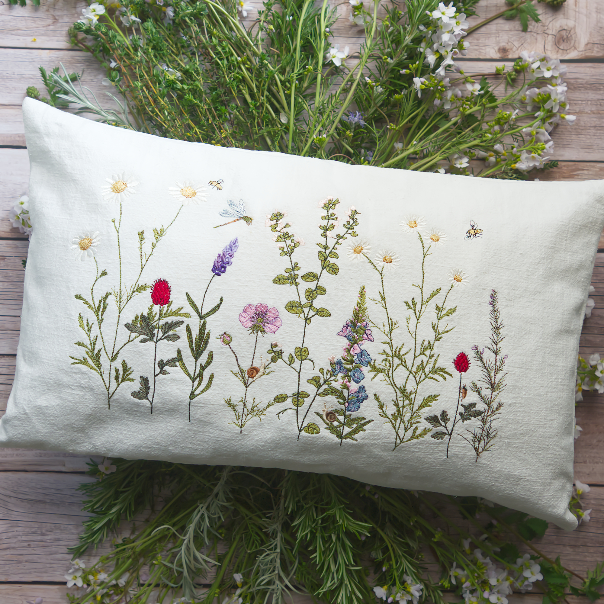 Stickdatei Kräuterwiese von CoraDesign