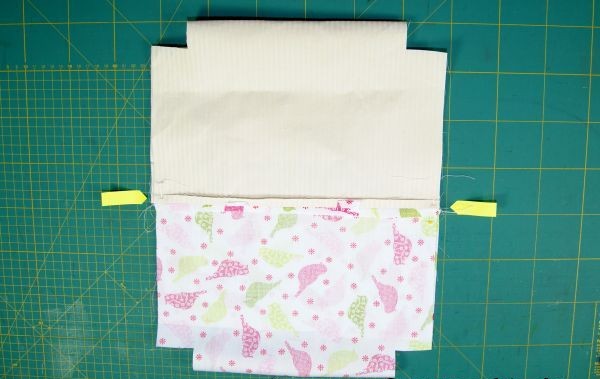 Box the corners to shape the bottom